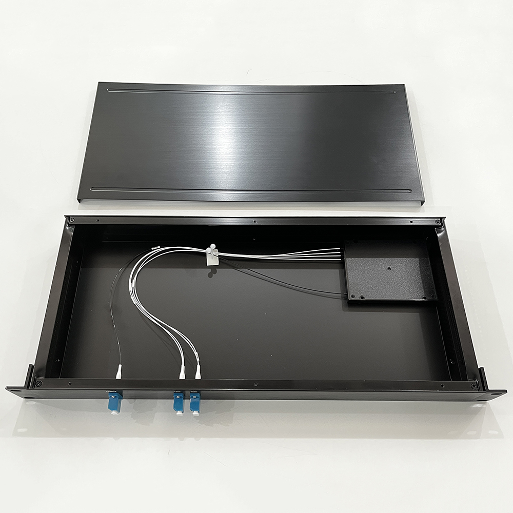 4 Channel CWDM Module 1550nm 1610nm Rack Mount