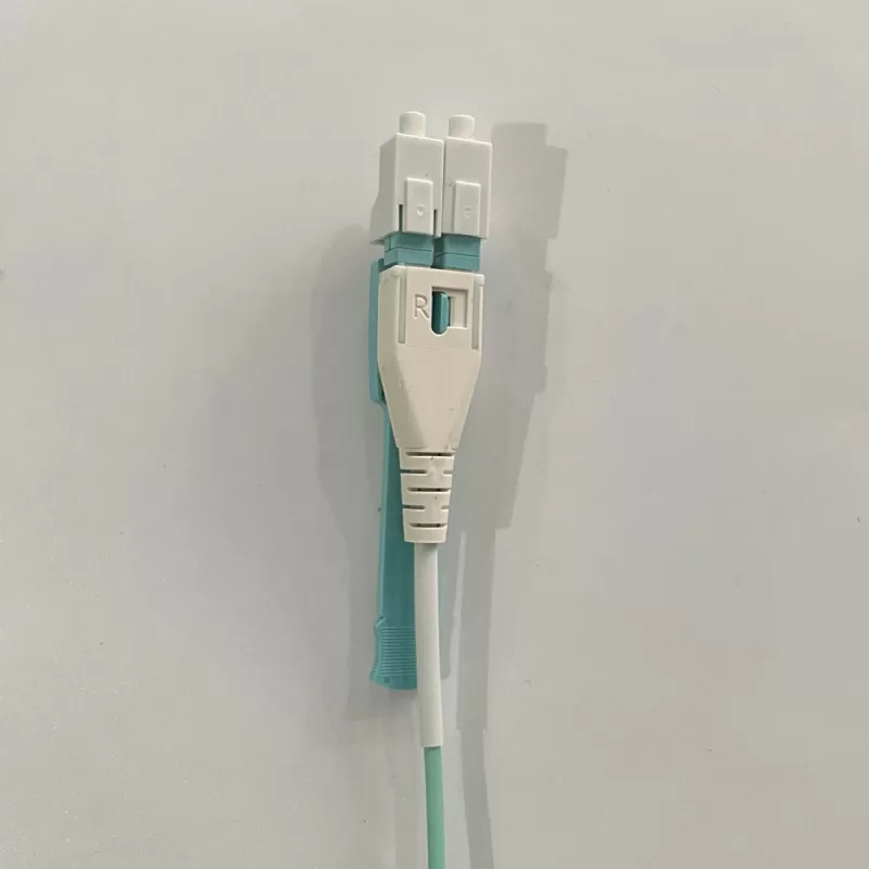 Uniboot Fiber Optic Connector